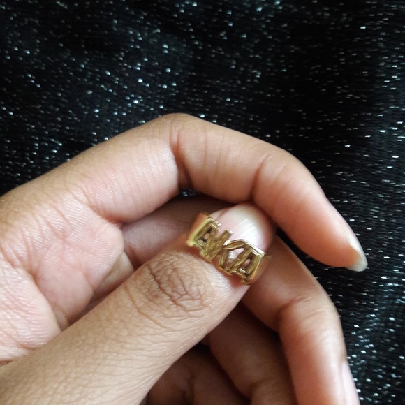 Jewelry - 14k gold ring